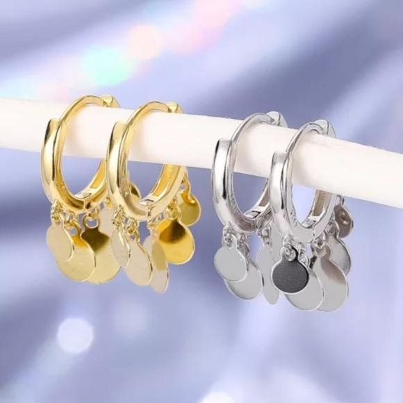 NEW 18K GOLD ROUND DISC TASSEL HOOP EARRINGS, NICE EARRINGS, CUTE EARRINGS - Picture 4 of 5